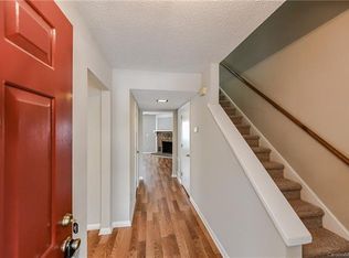 1079 Sardis Cove Dr, Charlotte, NC 28270