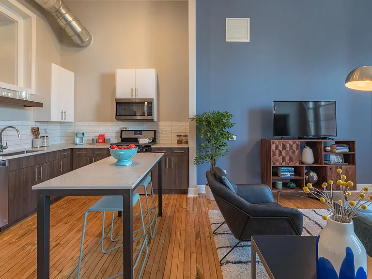 Stewart School Lofts — Photo 10