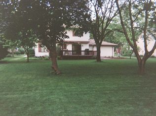 1723 Christopher Ln, Maumee, OH 43537