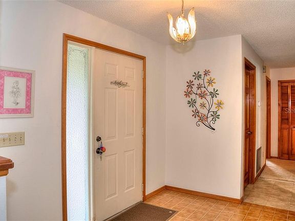 5th image of 910 Whitewood Dr