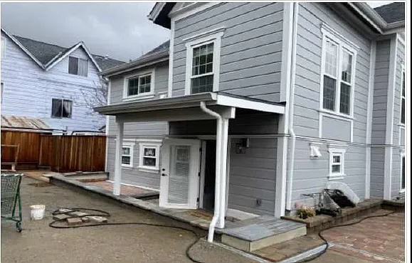 221 Ocean St #A — Photo 3