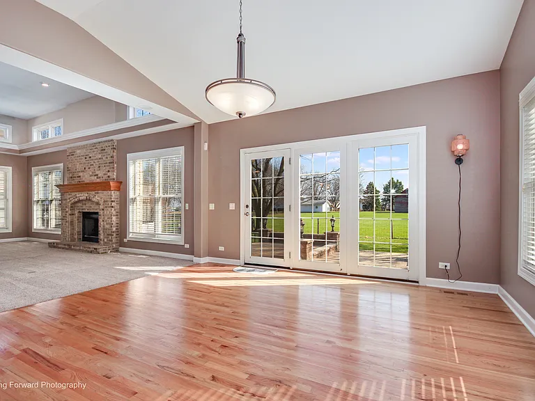 24833 Winterberry Ln — Photo 11