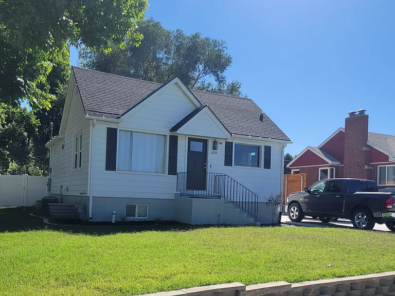 4108 S Madison Ave — Photo 2