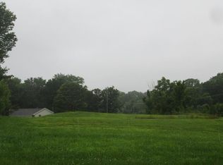902 S 17th St, Leavenworth, KS 66048