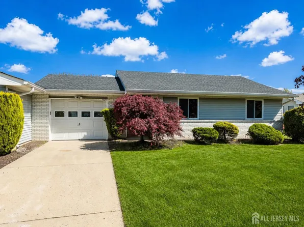 732C Ralston Plz, Monroe Township, NJ 08831