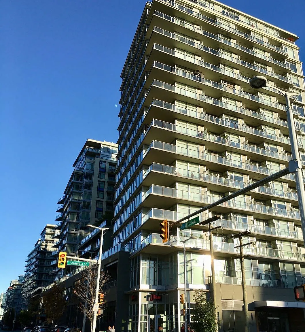 1 bed, 521 sqft, $2,400 — Photo 1