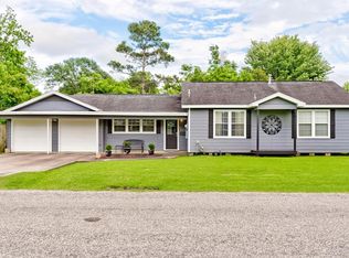 1423 Ithaca Ave, Nederland, TX 77627