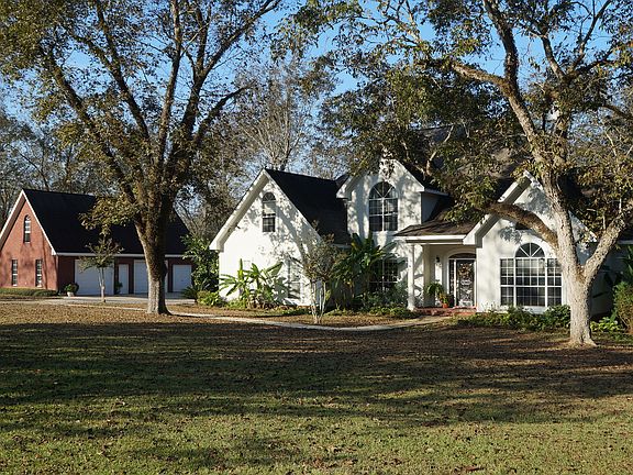 2nd image of 234 Woodstone Dr