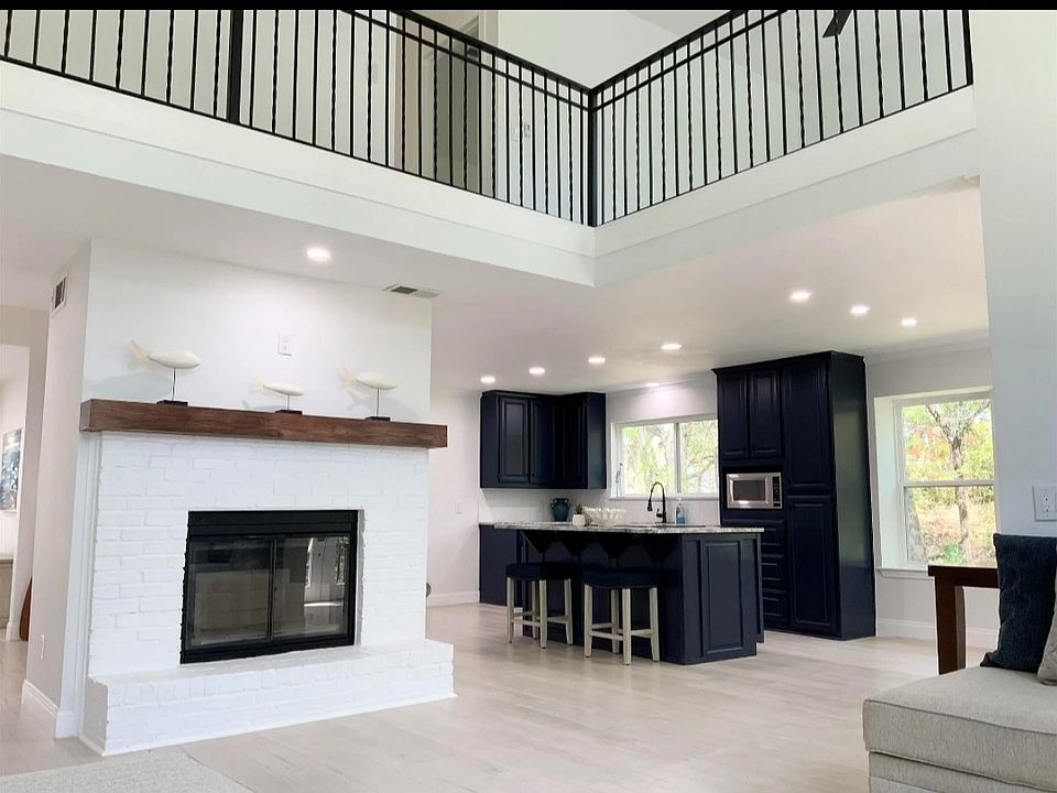 105 Hilltop Ln, Pottsboro, TX 75076 | Zillow