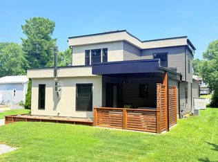 122 Mill St, Pataskala, OH 43062