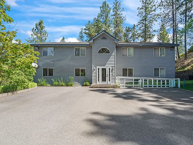 1329 W Qualchan Dr — Photo 1
