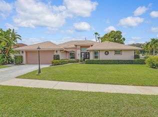 9000 Cypress Hollow Dr, Palm Beach Gardens, FL 33418