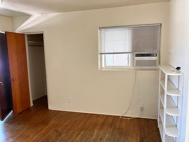 1913 Gold Ave SE #1 — Photo 15