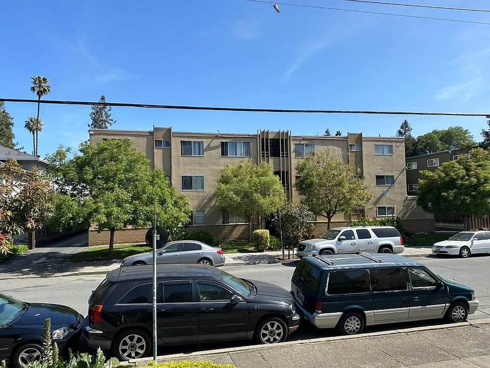 1st image of E Okeefe St