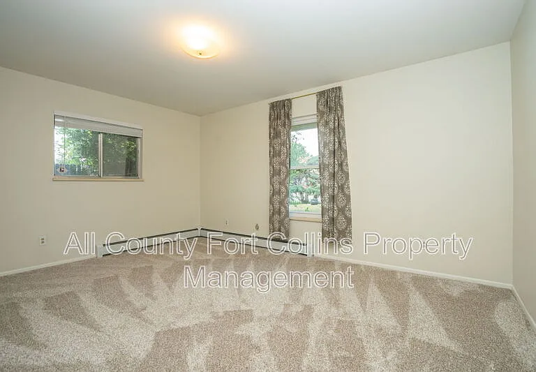 508 Louise Ln — Photo 19
