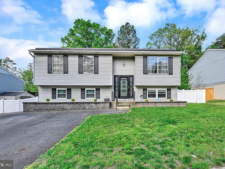 1st image of 1512 Lochaber Ct