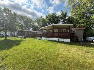 240 Connecticut Dr, Elyria, OH 44035