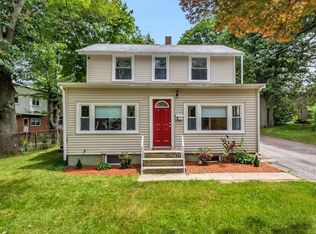 5 Spring Court Ter, Woburn, MA 01801