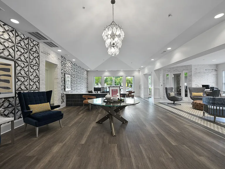 Belmont Place — Photo 23