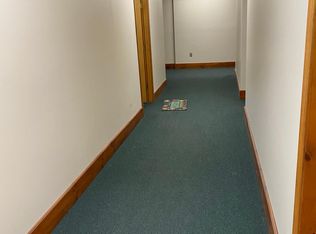 83 Sunderland Rd APT 4A, Amherst, MA 01002