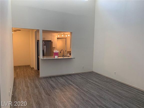 2nd image of 787 Heritage Vista Ave