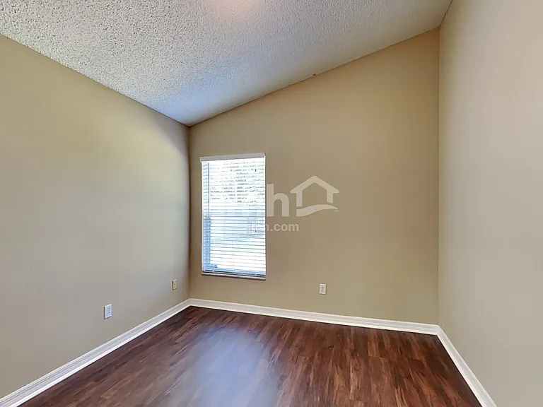 3616 Seminole Dr — Photo 16