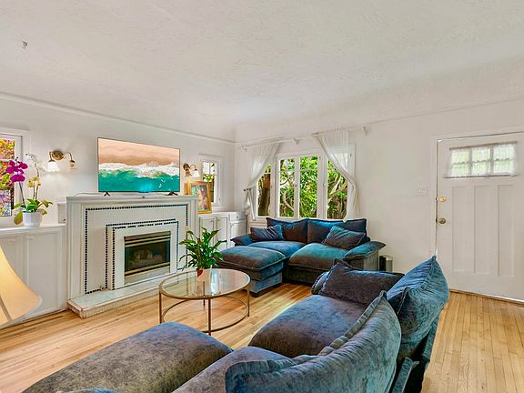 4th image of 3110 Highland Ave