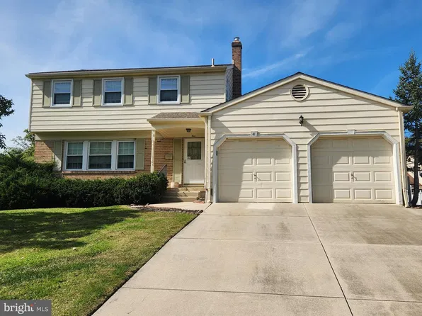 4 Overington Ave, Marlton, NJ 08053