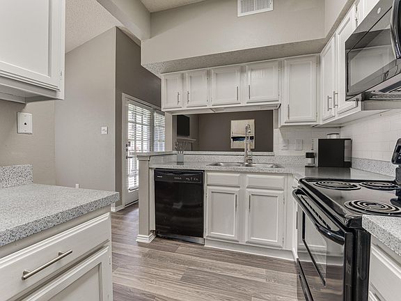 5th image of 18331 Roehampton Dr #A416