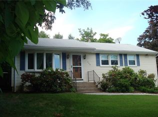 688 Randolph Rd, Middletown, CT 06457