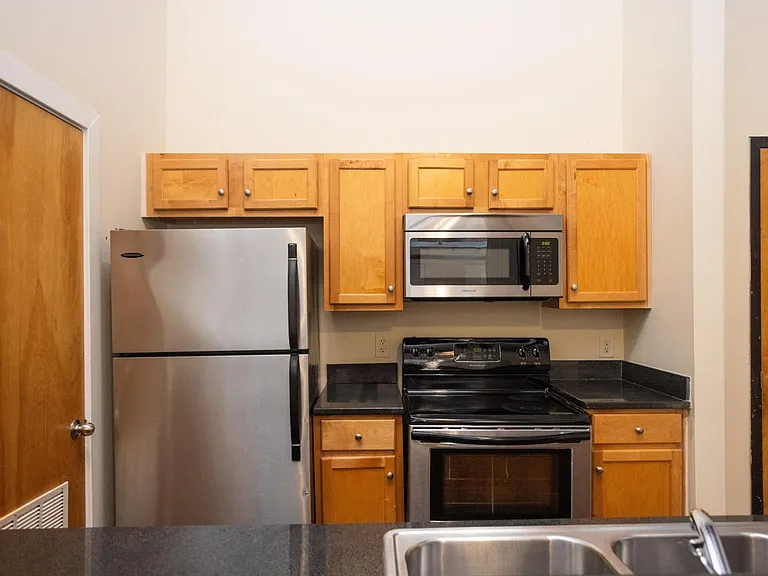 Cornish Brewery Apartment Homes — Photo 102