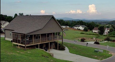 2nd image of 118 Briar Meadow Trl SE
