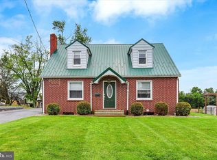 382 W Main St, Fayetteville, PA 17222