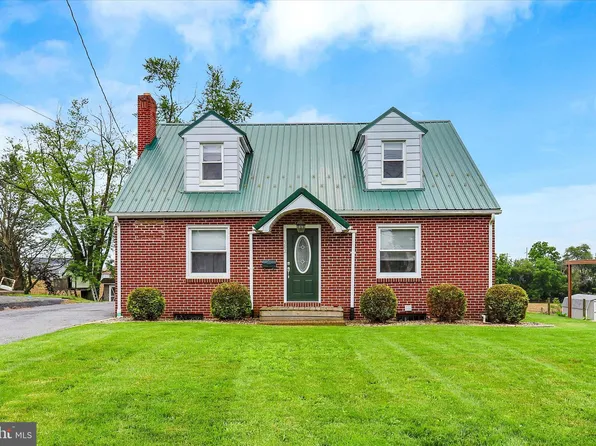 382 W Main St, Fayetteville, PA 17222