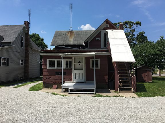 2nd image of 430 N 1st St