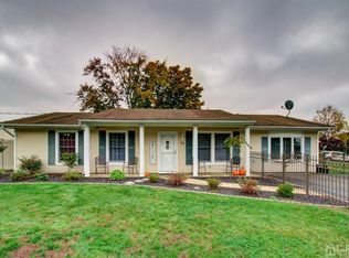 82 Forest Park Ter, Monroe Township, NJ 08831