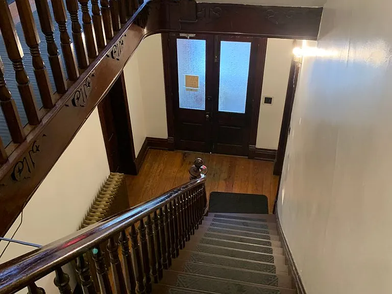 138 S Carlisle St — Photo 4