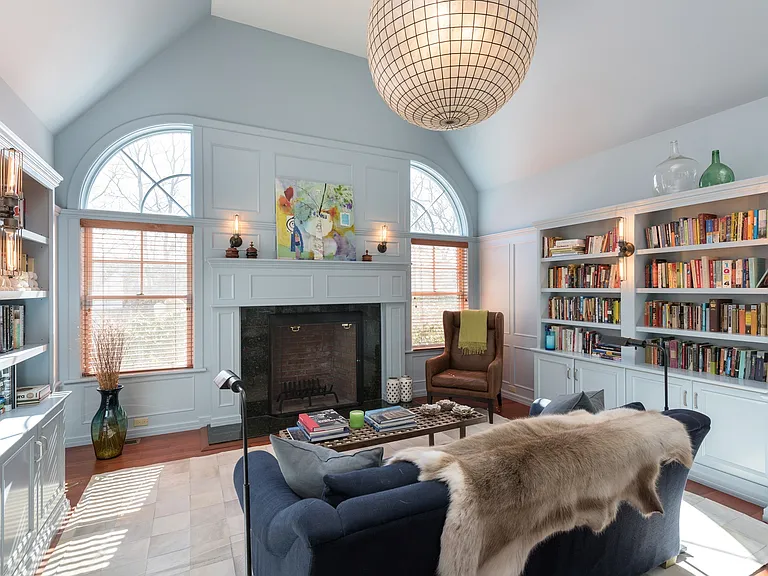 862 Old Sag Harbor Rd — Photo 15