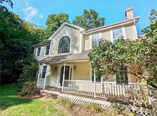 75 Marlin Rd, Sandy Hook, CT 06482