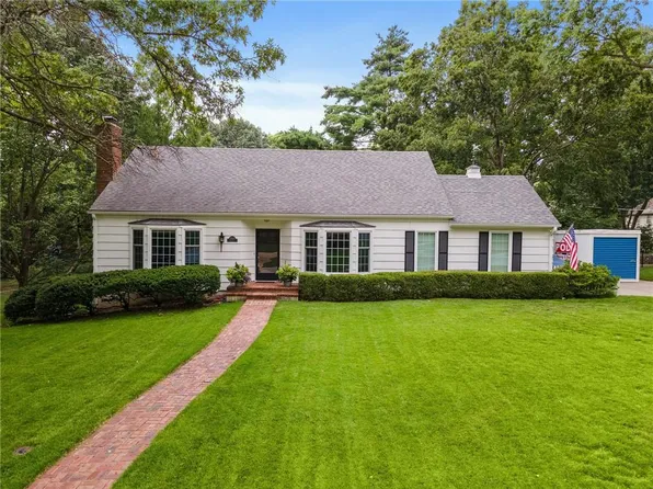 7924 Granada Rd, Prairie Village, KS 66208