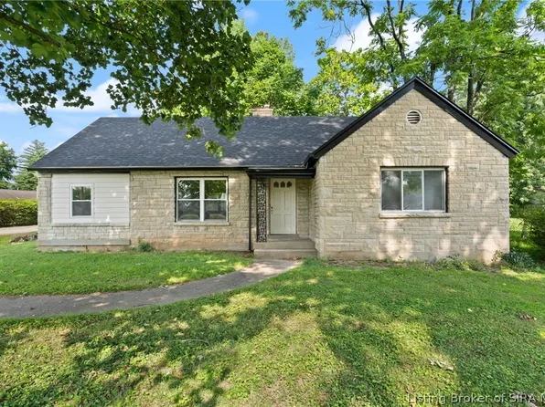 2705 Charlestown Road, New Albany, IN 47150