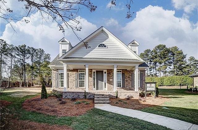 1st image of 3308 Randolph Park Cir