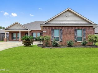6404 Chickory Way, Ocean Springs, MS 39564