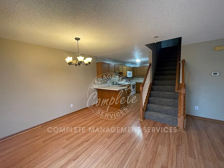17389 Glacier Way — Photo 15