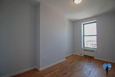 Rented by Next Door Realty NYC