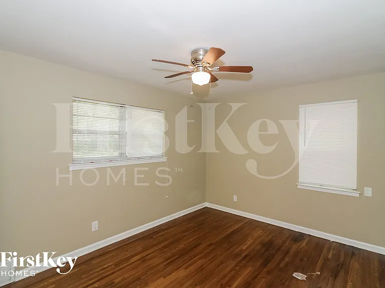 5055 Woodlark Ave — Photo 7