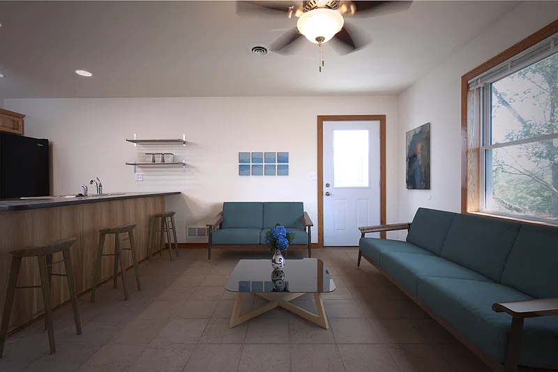 4 bed, 2.0 bath, $2,149 — Photo 4