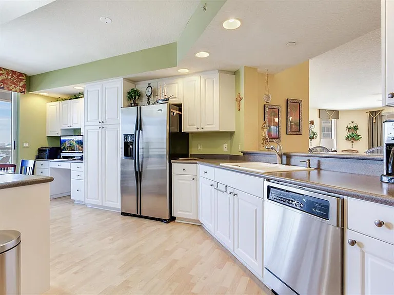 11 San Marco St #807 — Photo 45
