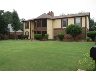 619 Valley View Dr, Pelham, AL 35124