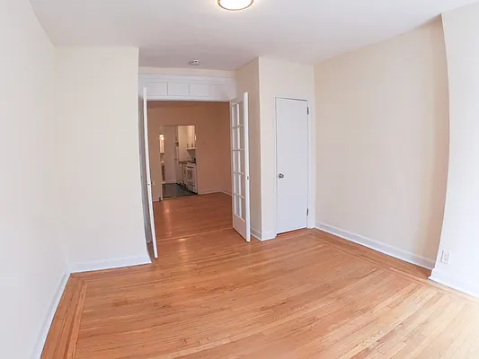 Rented by Urban Real Estate Inc | media 6